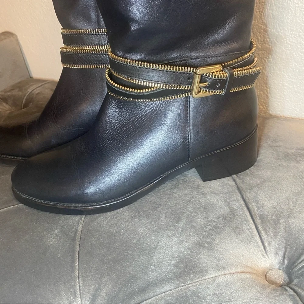 NWOB Heyraud Knee High Black Leather Boots With Gold Hardware - Size 40